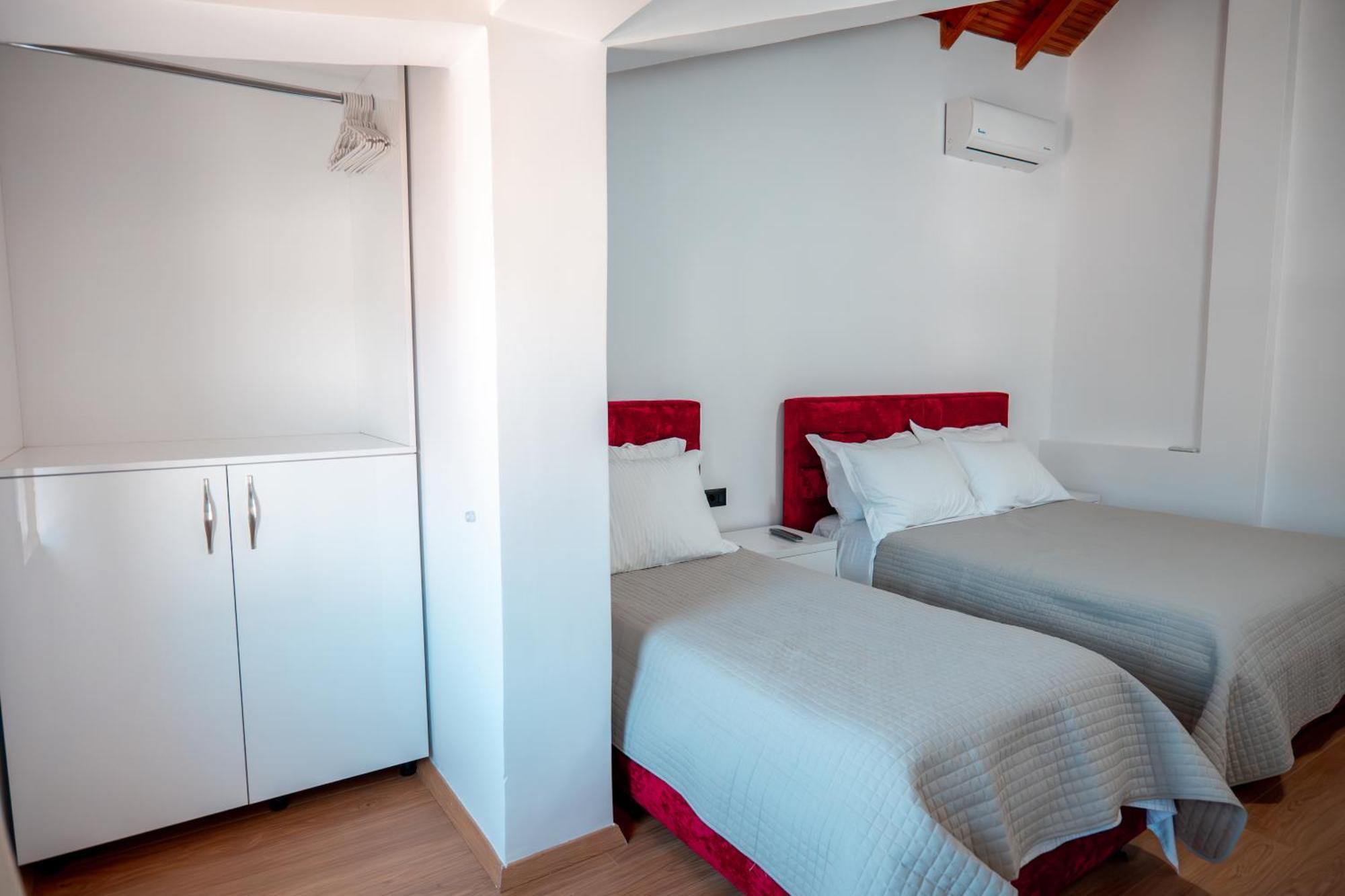 Fabio Guest House Gjirokastër 外观 照片